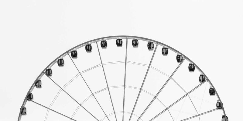 从银幕到社区：电影发展的新纪元与你的观影指南